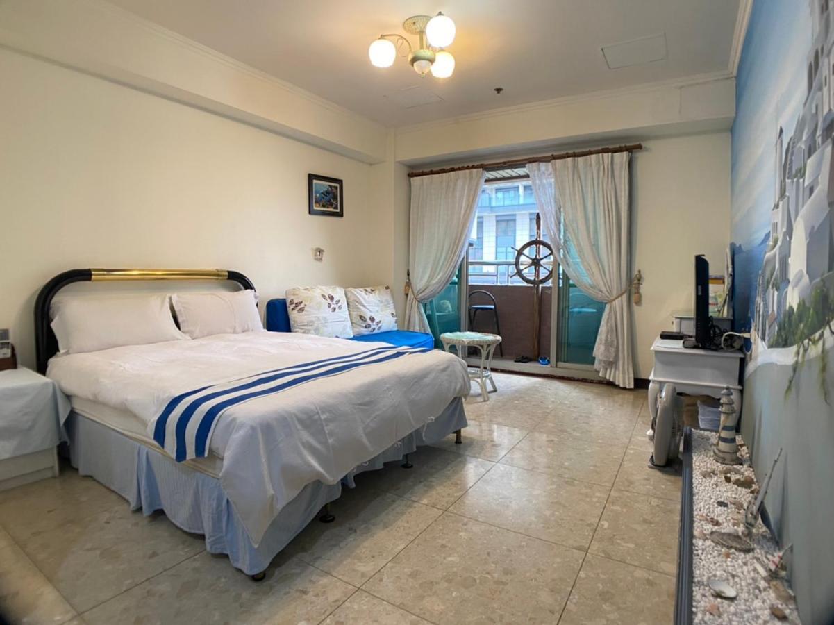 Ct Theme Suite Kaohsiung Bagian luar foto