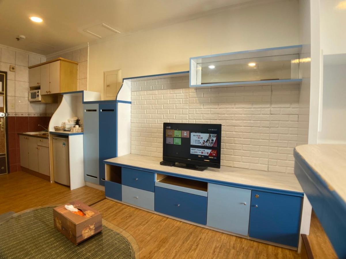 Ct Theme Suite Kaohsiung Bagian luar foto