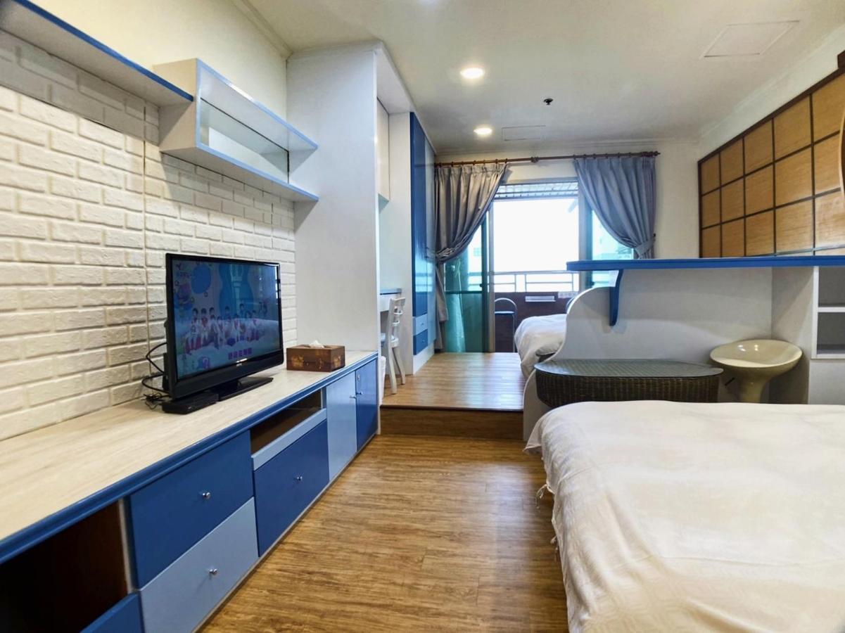 Ct Theme Suite Kaohsiung Bagian luar foto