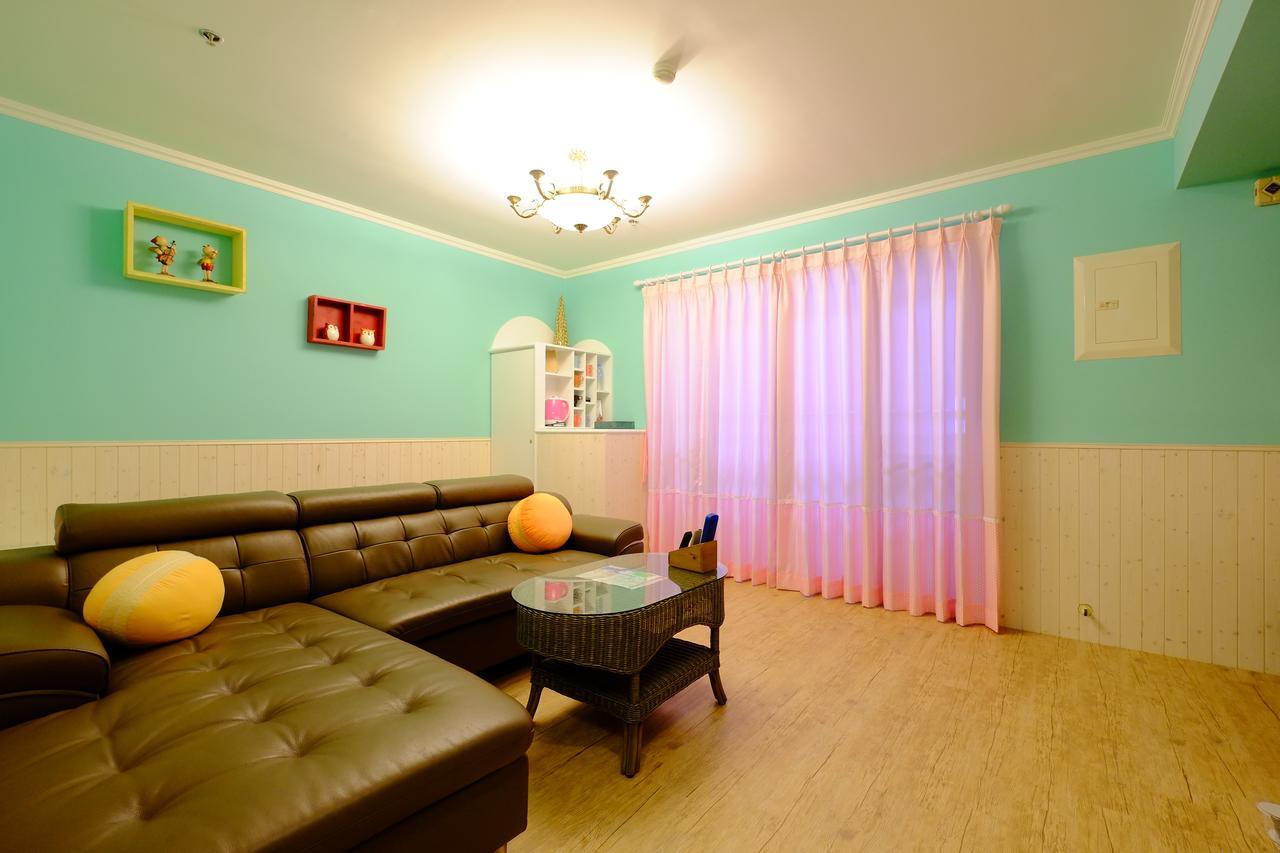 Ct Theme Suite Kaohsiung Bagian luar foto